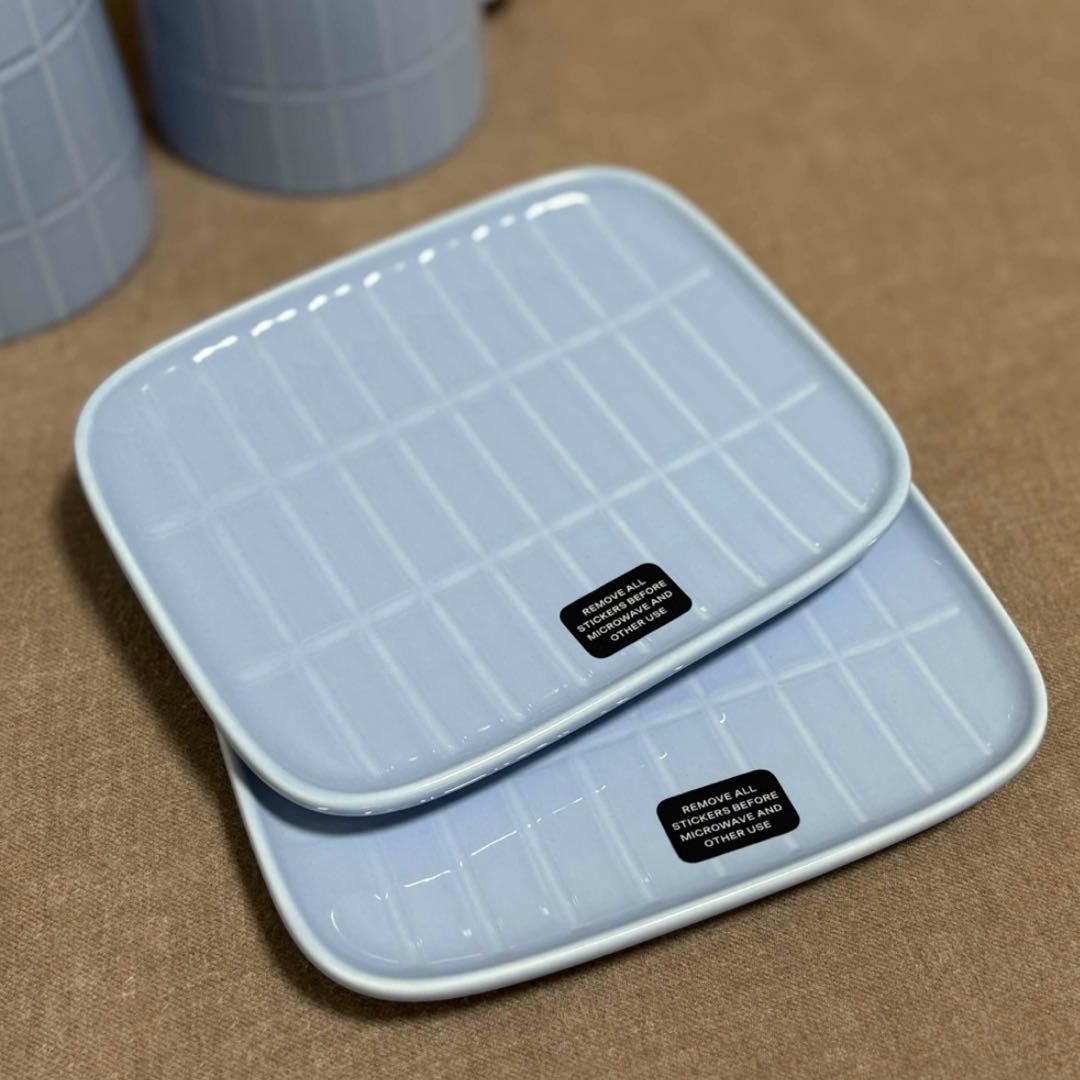 マリメッコ【marimekko】Tiiliskivi　マグカップ　プレート　水色