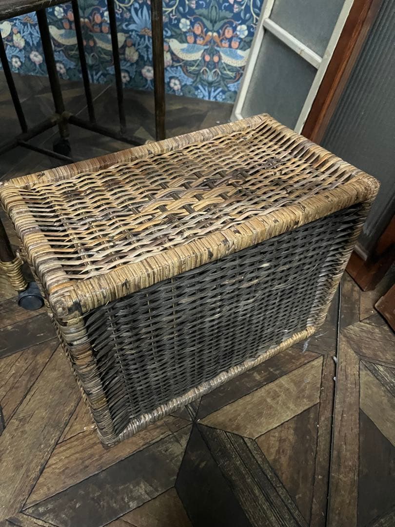 ラタン ドーム型 蓋付き2段かご ランドリーバスケット 籐インテリア 昭和レトロ