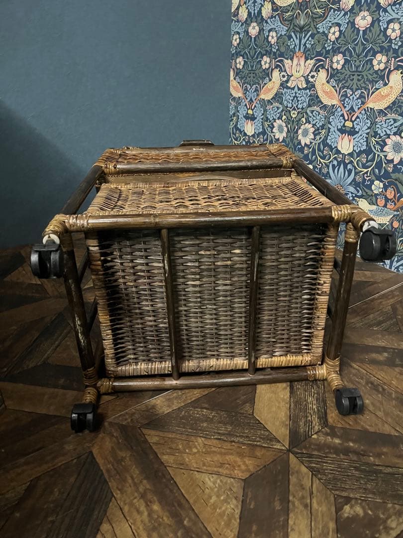 ラタン ドーム型 蓋付き2段かご ランドリーバスケット 籐インテリア 昭和レトロ