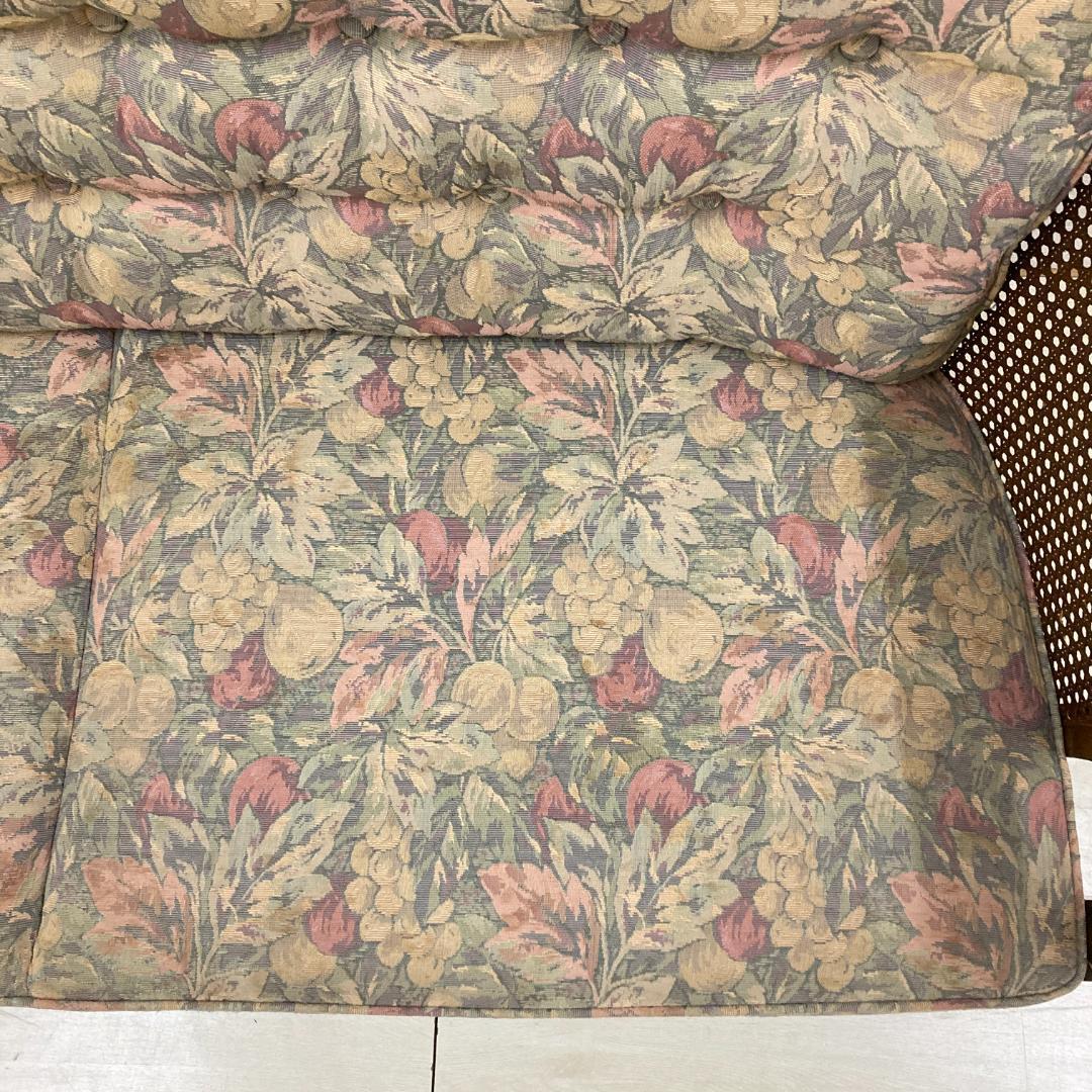 【カリモク】コロニアル　２人掛けソファ　ラブソファ