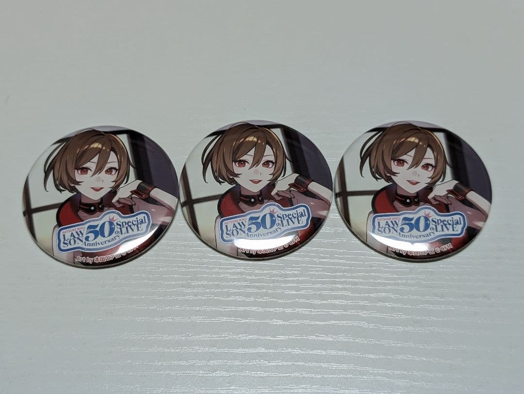 MEIKO ローソンミク 缶バッジ 3個セット - メルカリ