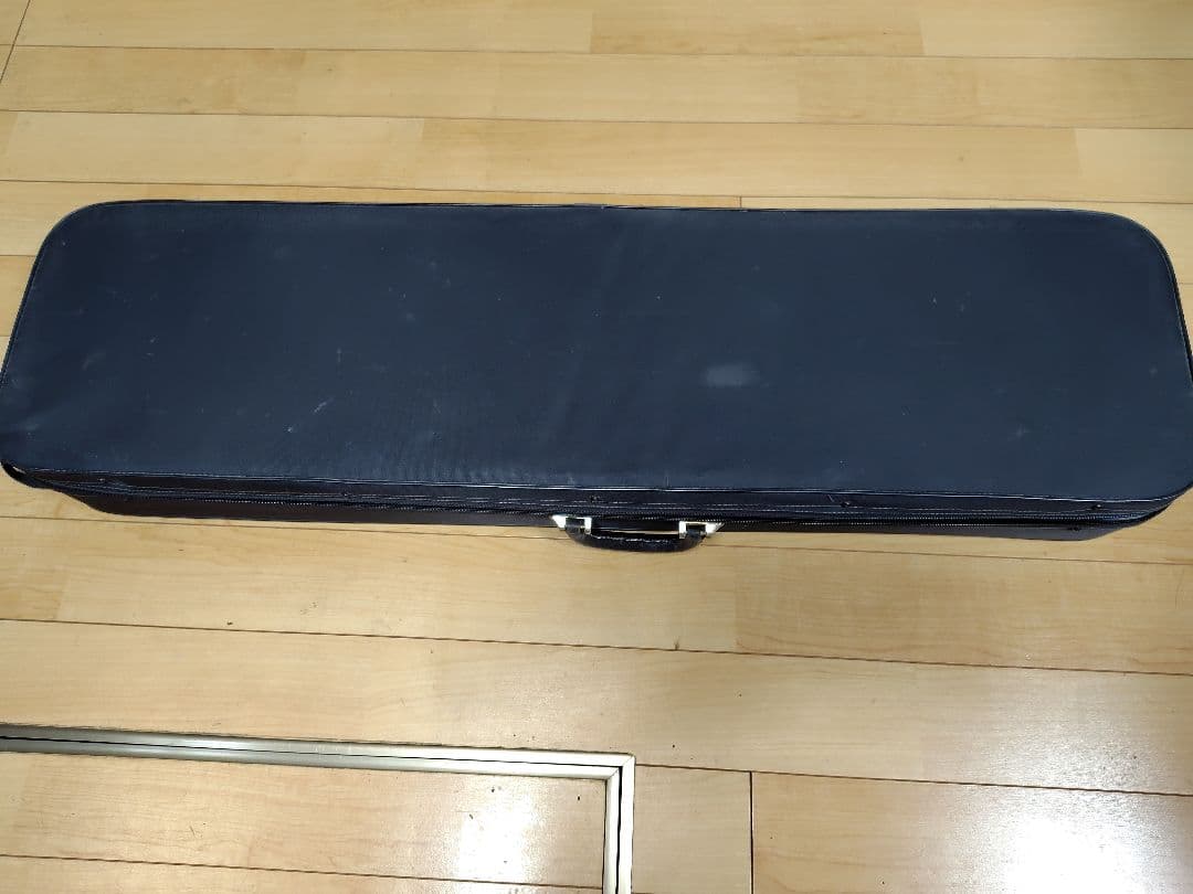 高級三味線太棹 紅木東さわりk9刻印金細 二本溝子持綾杉