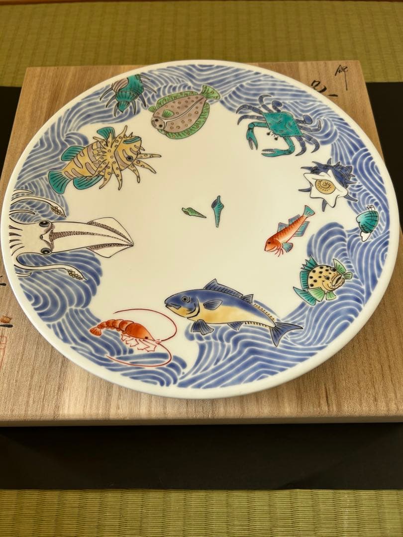 有田焼仁窯　小畑裕司作　魚文飾皿