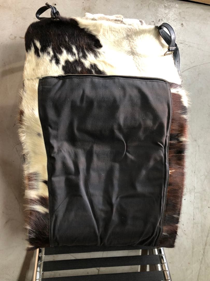 ル・コルビジェ LC4 カウスキン ソファ リプロダクト 現状販売