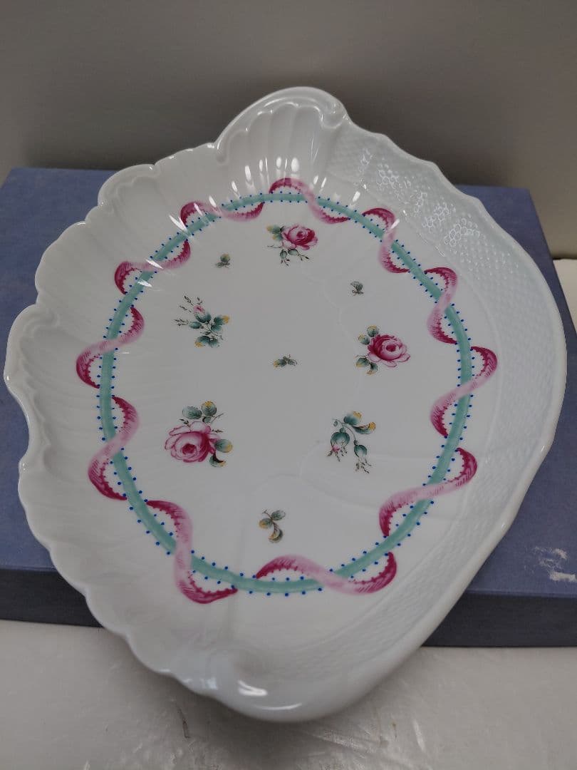 リチャードジノリ 1735ヴィラアドリアーナ シェルディシュ L