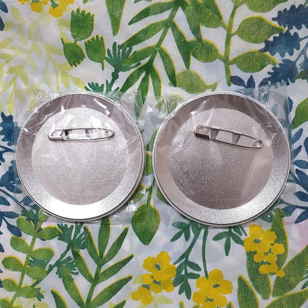 ジョジョ メローネ ギアッチョ プライズ 缶バッジ 2点セット - メルカリ