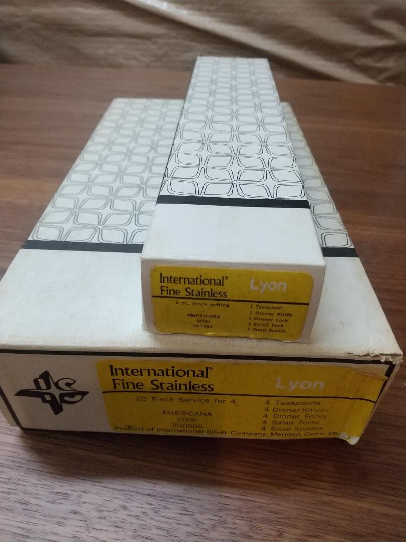 ■美品ステンレス製25点 カトラリーセットB (5点×5人分)