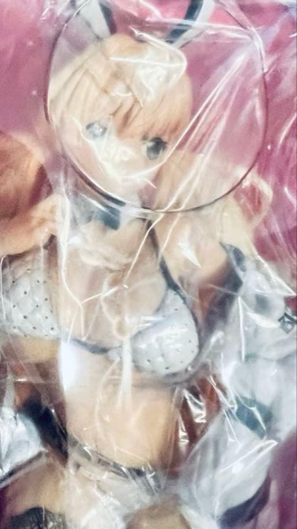 国内正規品　ウサギ耳　ツインテール　ビキニ　フィギュア