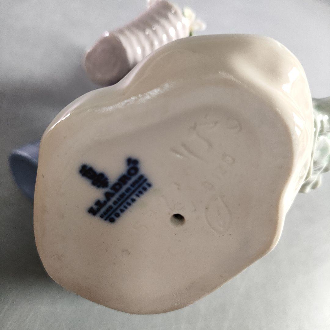 510-3/リアドロ/女のコ/お花/陶器/バスケット/フィギュリン