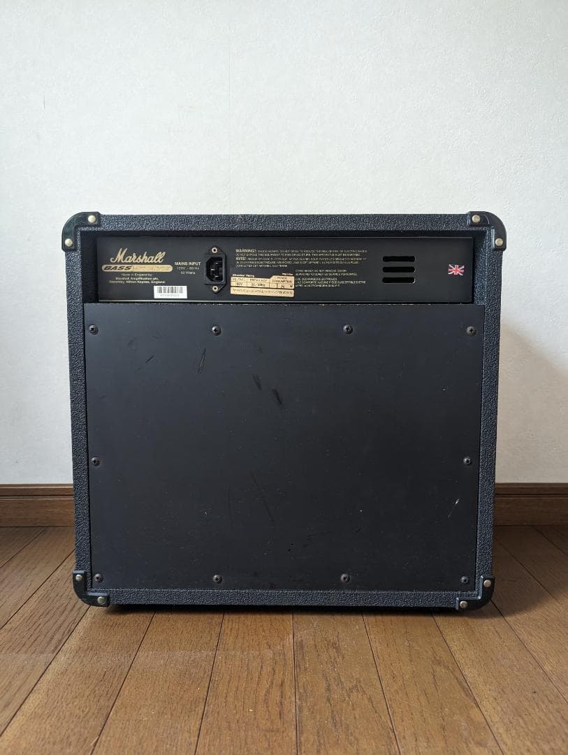 Marshall B30 ベースアンプ - メルカリ