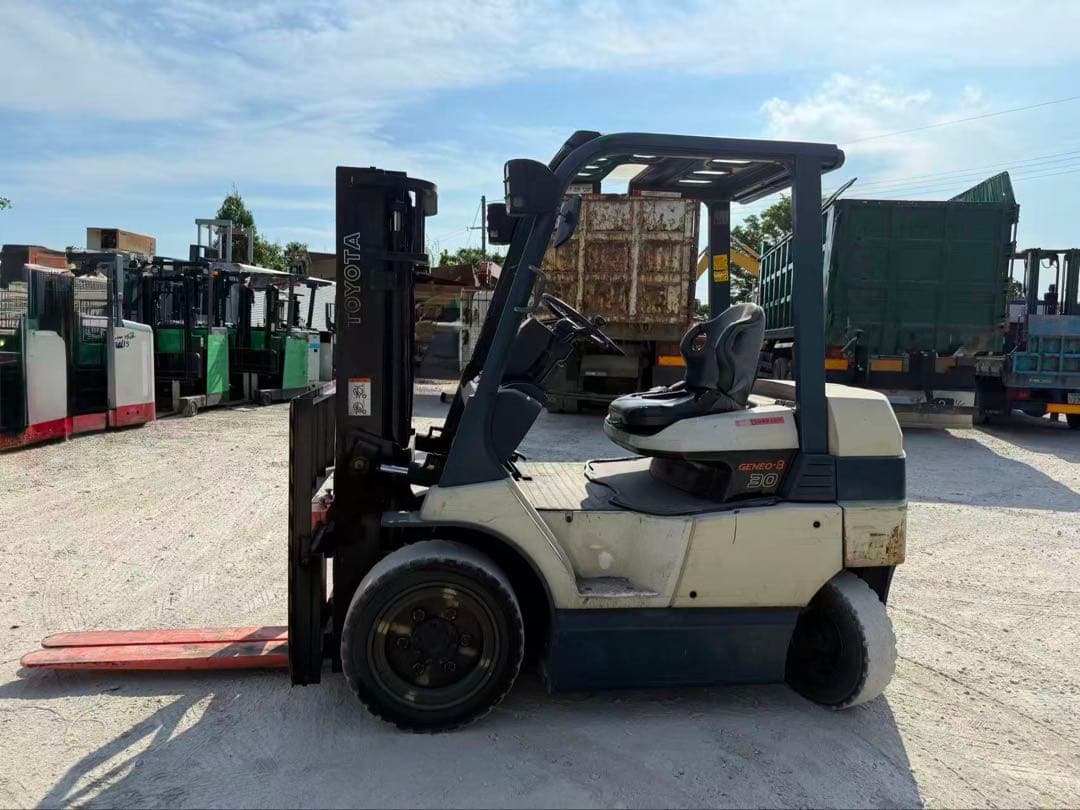 トヨタ7FB30フォークリフト楊高3000MM2001年使用29244HA320