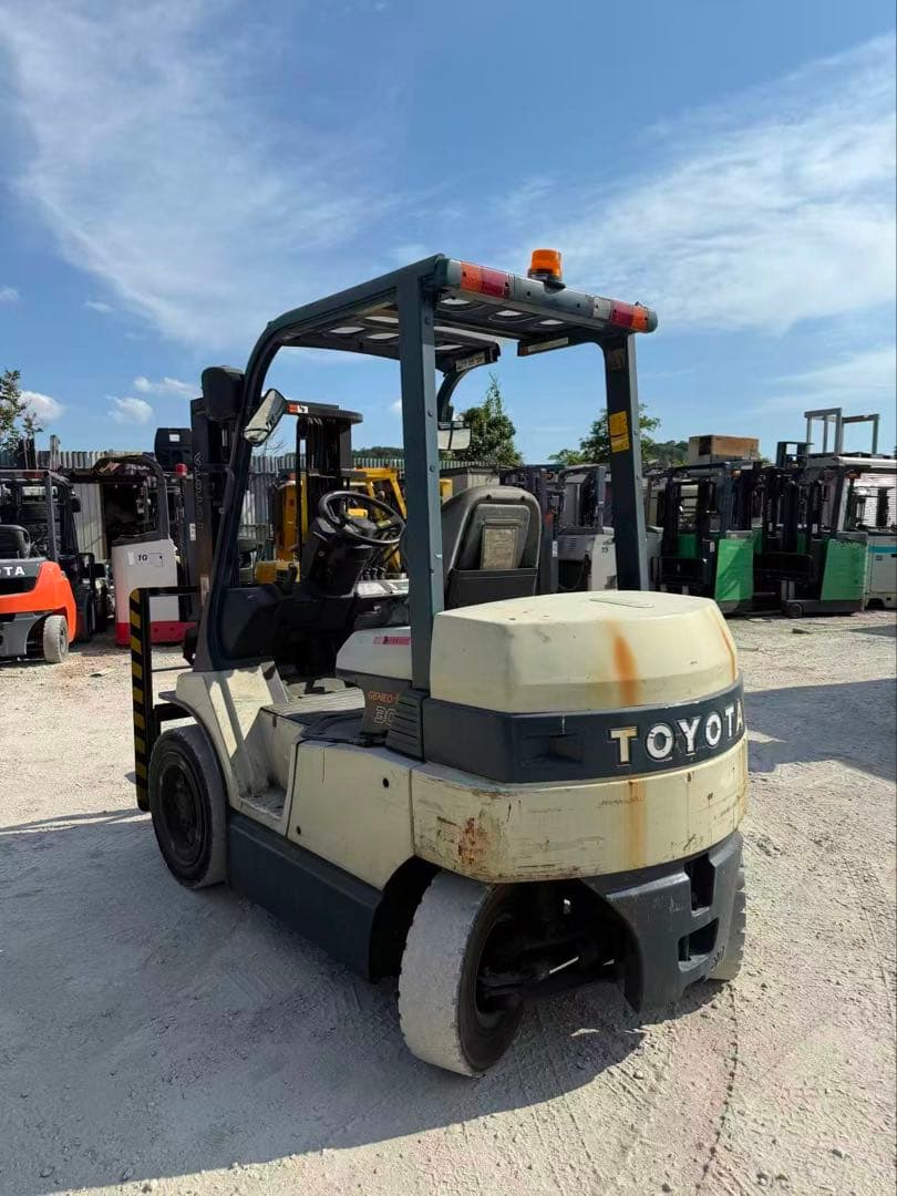 トヨタ7FB30フォークリフト楊高3000MM2001年使用29244HA320