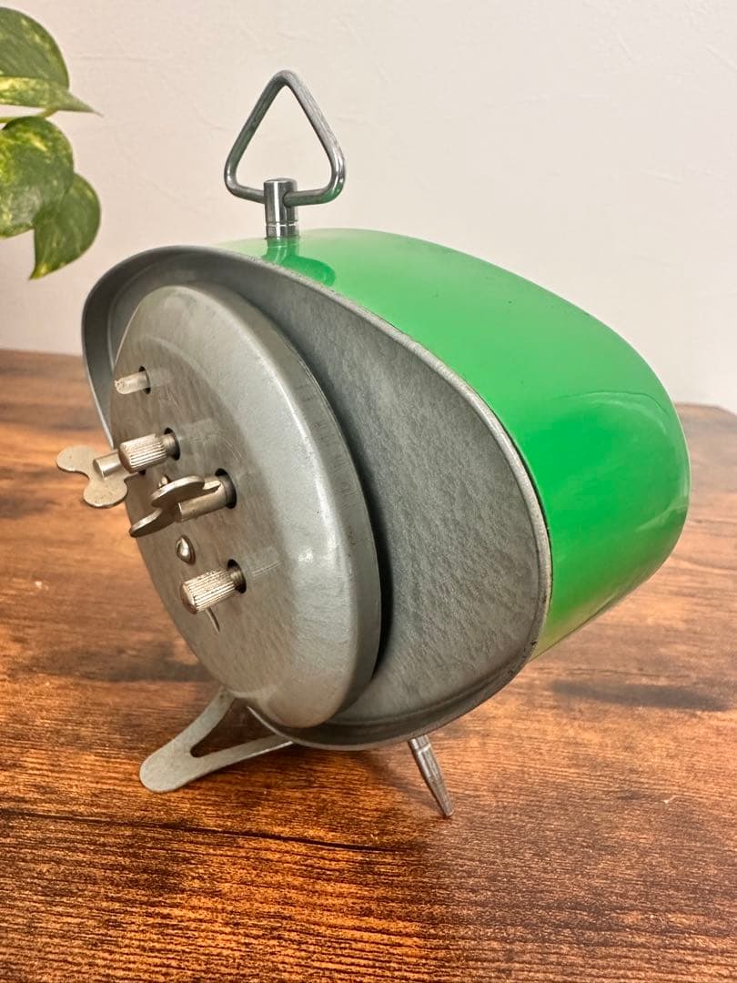 希少 レトロ 目覚まし時計（手巻き） - メルカリ