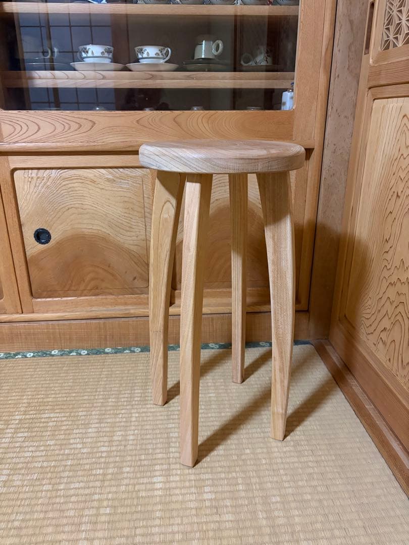 1374建具屋一筋58年のおじいちゃんの手作りスツール、イス☆けやき