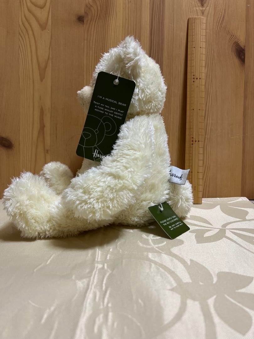 ハロッズ テディベア ミュージカルベア ホワイト - メルカリ
