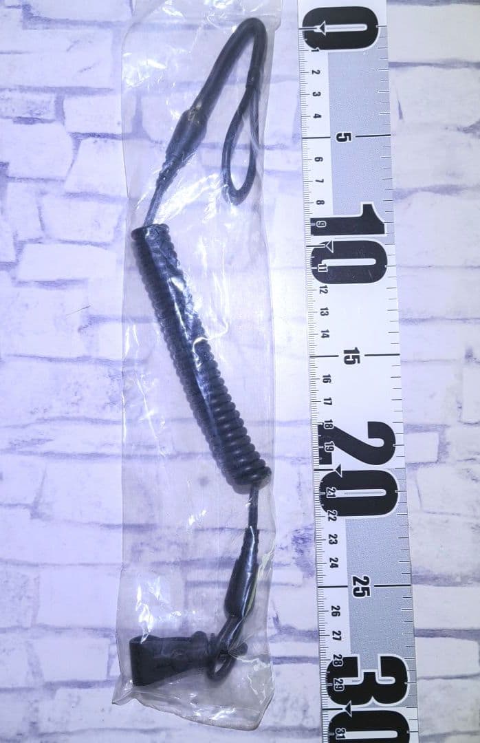 新品未使用】警察 カールコード 拳銃 ランヤード 吊り紐 1個 - メルカリ