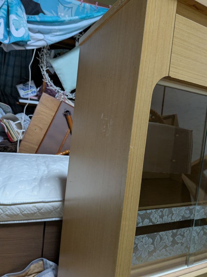 木製食器棚 ガラス棚付き