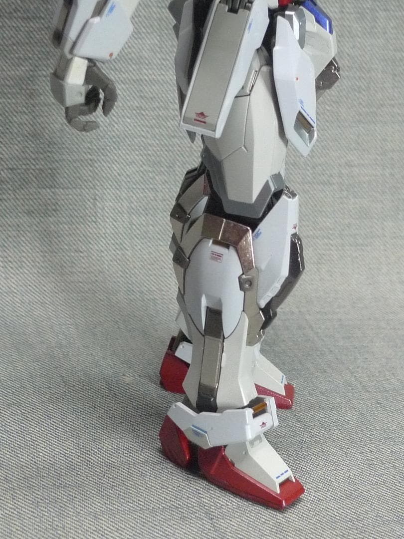 n5736□メタルビルド ストライクガンダム＋カレトヴルッフ オプション