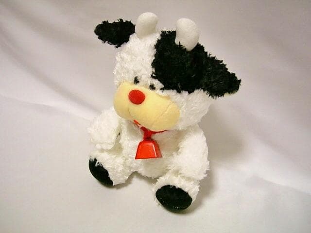 ◇オオイケ OIKE 牛 モーモー ぬいぐるみ◇振ると鳴く◇座高約26