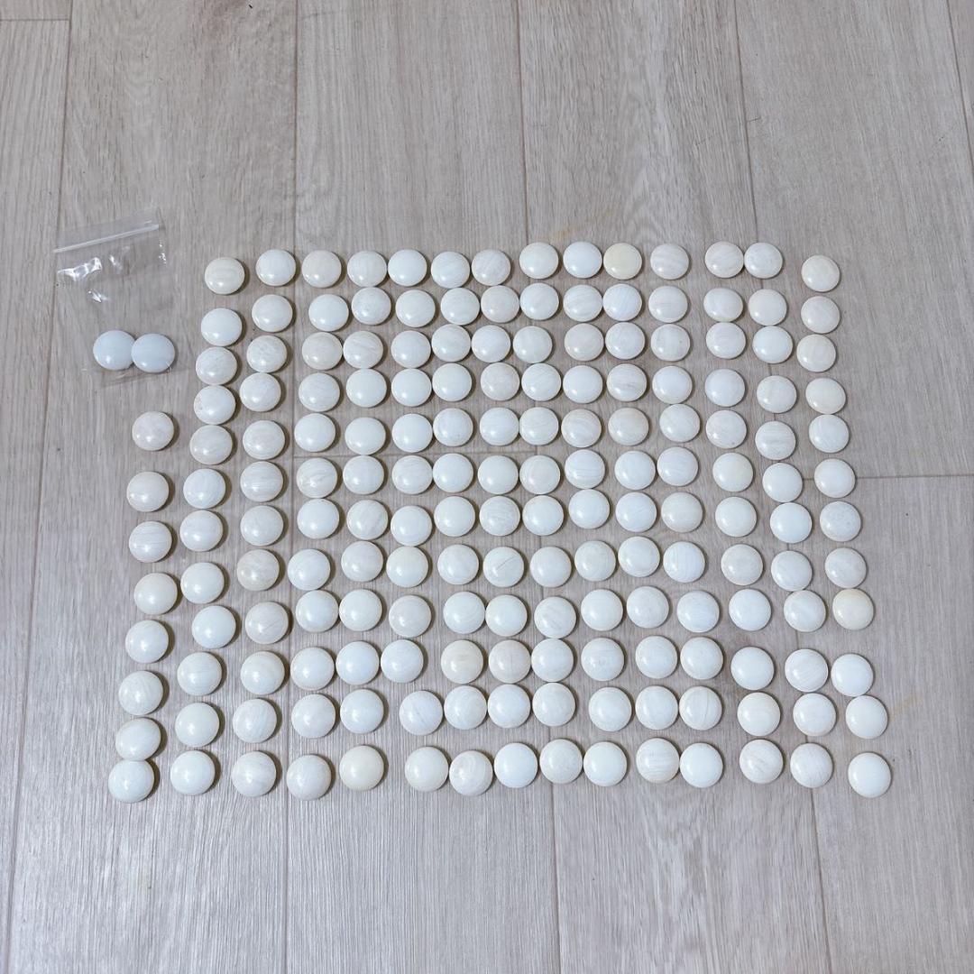 囲碁 蛤碁石 32号 178個 那智黒 180個 碁笥付き おすすめ人気 ゲーム