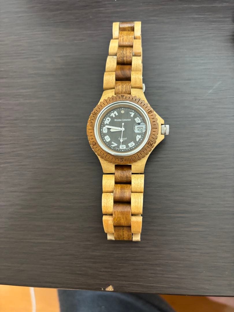 テンス　ウッドアナログ腕時計 日付表示付き