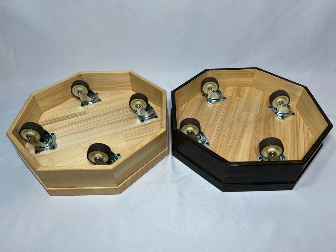 キャスターが見えない花台