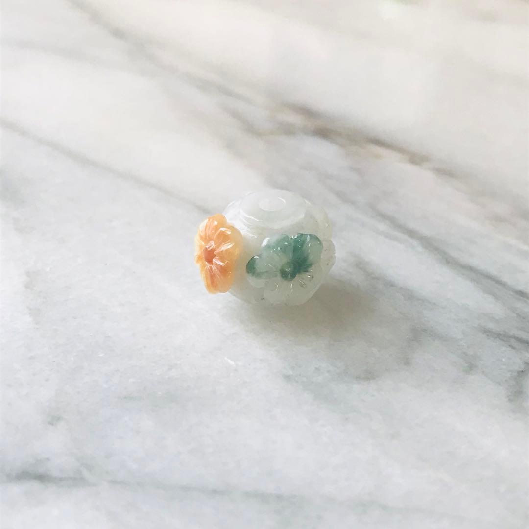 [P229-008］翡翠　ペンダントトップ　ミャンマー産　カービング