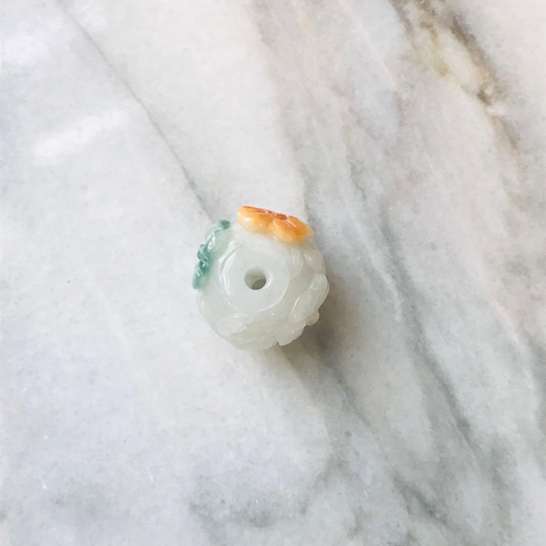 [P229-008］翡翠　ペンダントトップ　ミャンマー産　カービング