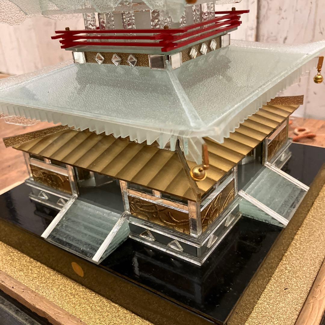 昭和レトロ 五重塔 ガラス製 プラスチック製 模型 装飾品 置物 飾り