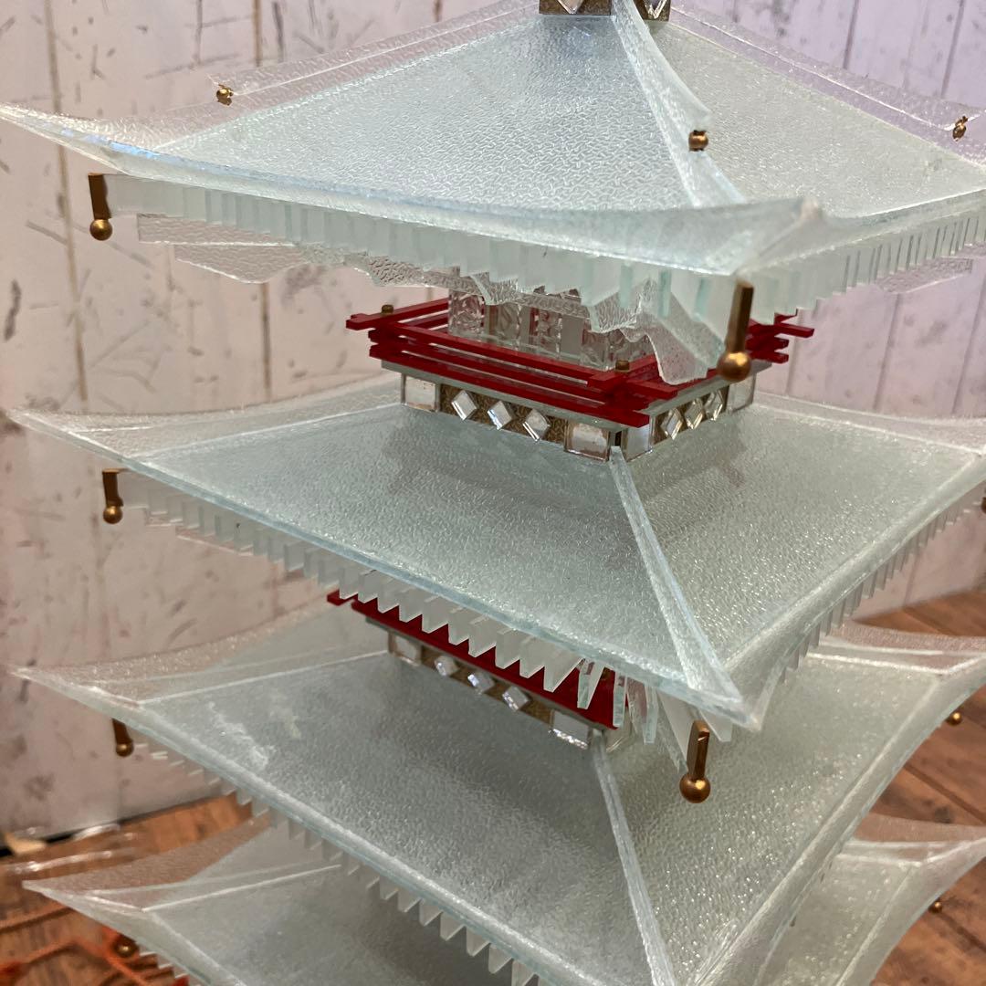 昭和レトロ 五重塔 ガラス製 プラスチック製 模型 装飾品 置物 飾り