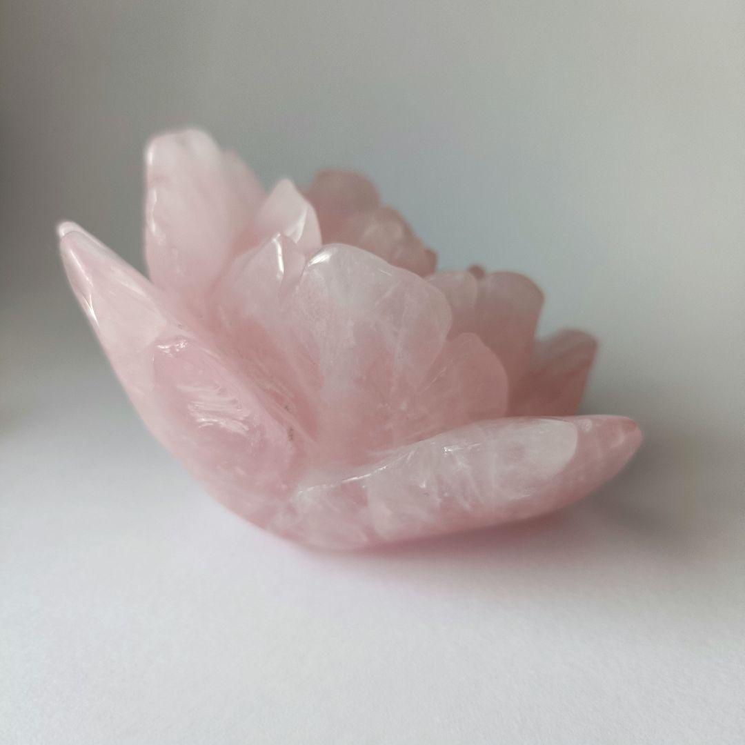 花 S ローズクォーツ　大きな　薔薇　芍薬　牡丹　彫刻　天然石　置物