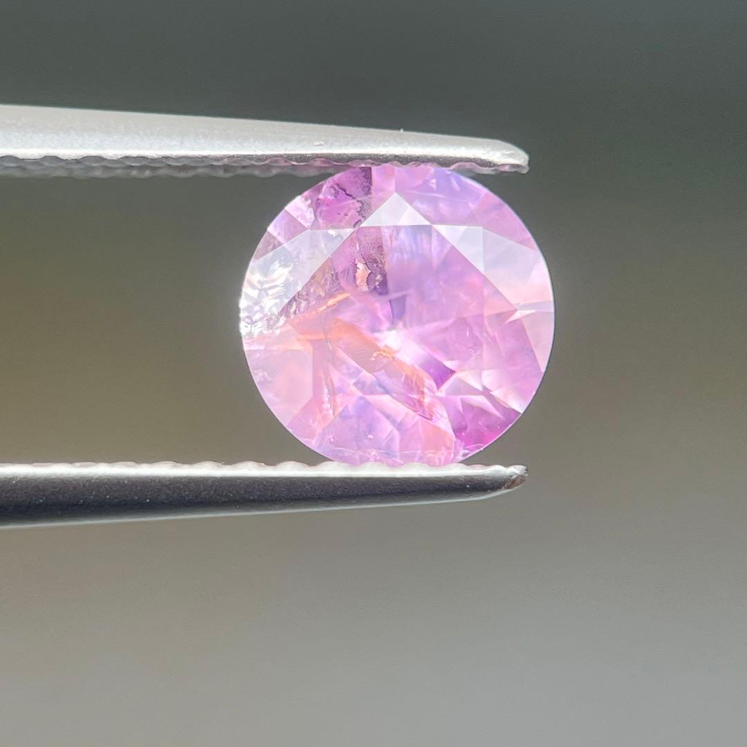 スリランカ産非加熱ピンクサファイアルース