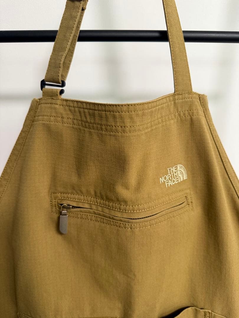THE NORTH FACE エプロン　ベージュ　カーキ