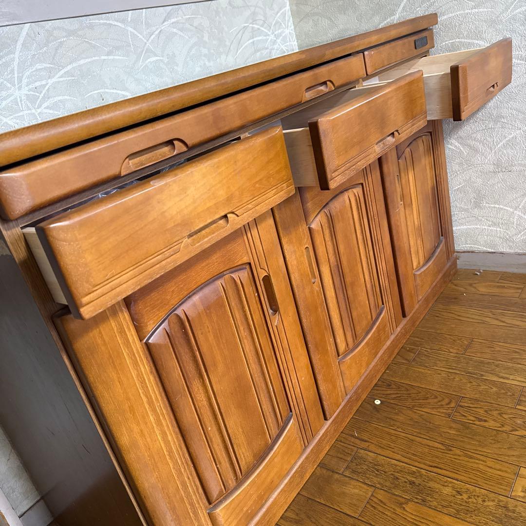 木製クラシックキャビネット幅127cm