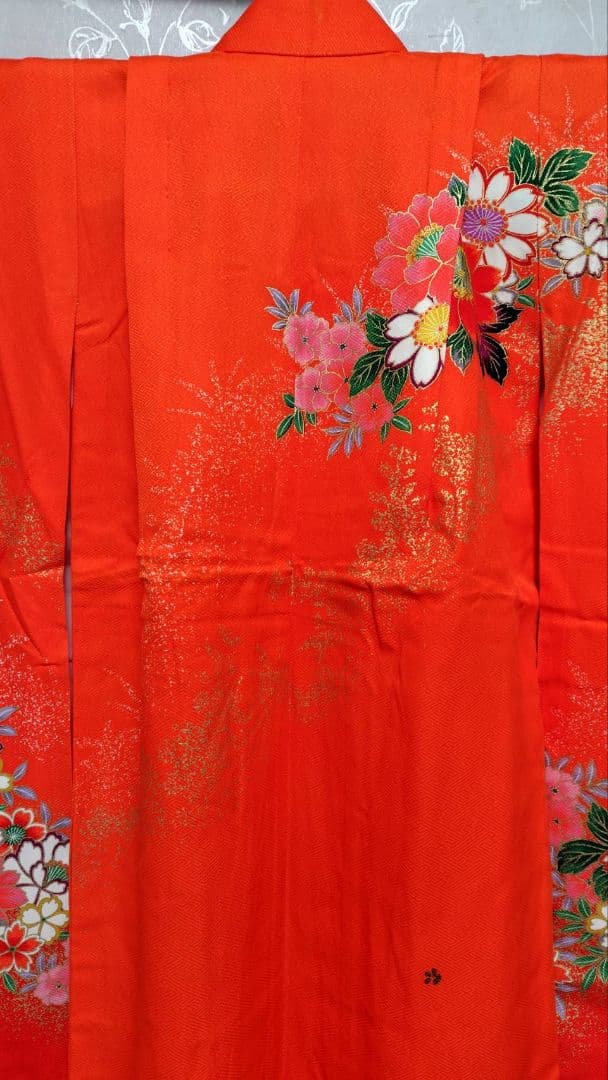 RK546子供着物重ね襟付き　綺麗美品着丈131センチ裄丈47センチ7歳前後用