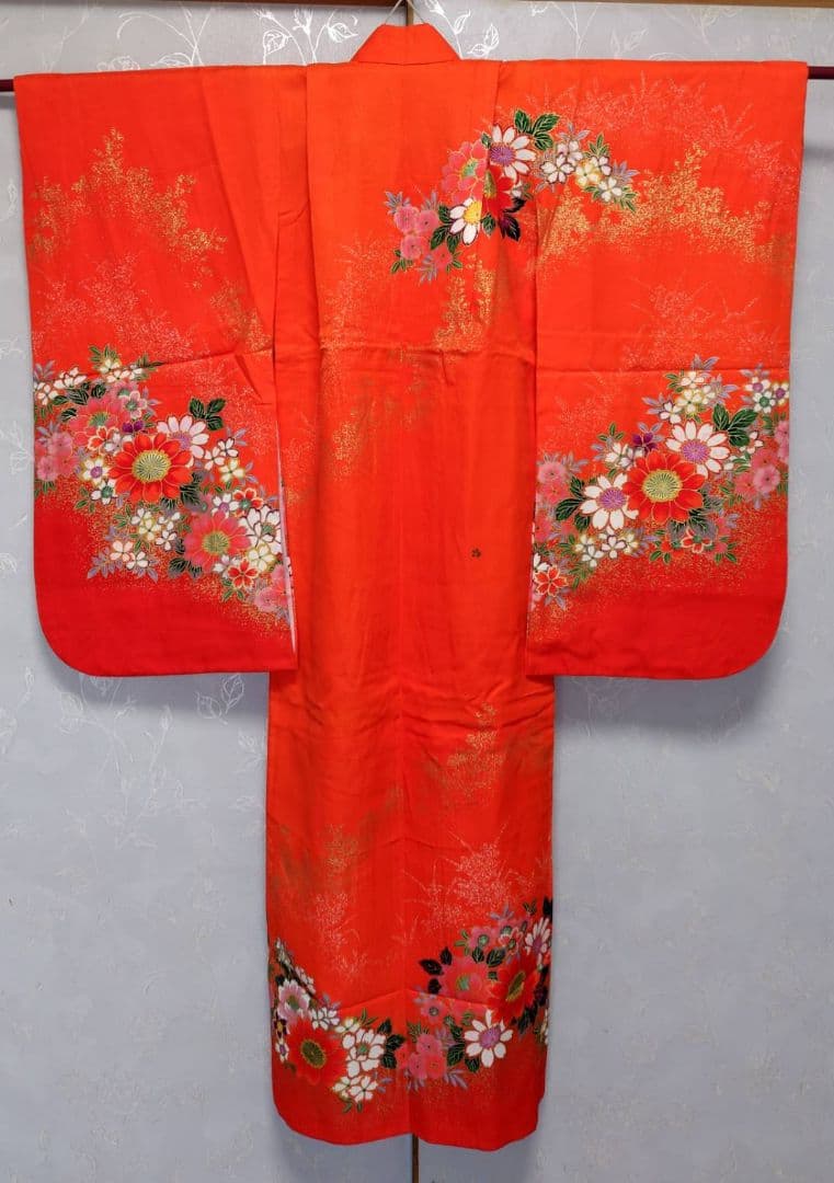 RK546子供着物重ね襟付き　綺麗美品着丈131センチ裄丈47センチ7歳前後用