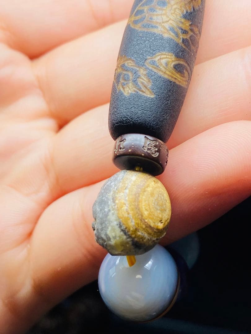 老鉱瑪瑙天珠　老天珠　龍王神天珠　玉化老天珠　天珠　老天珠