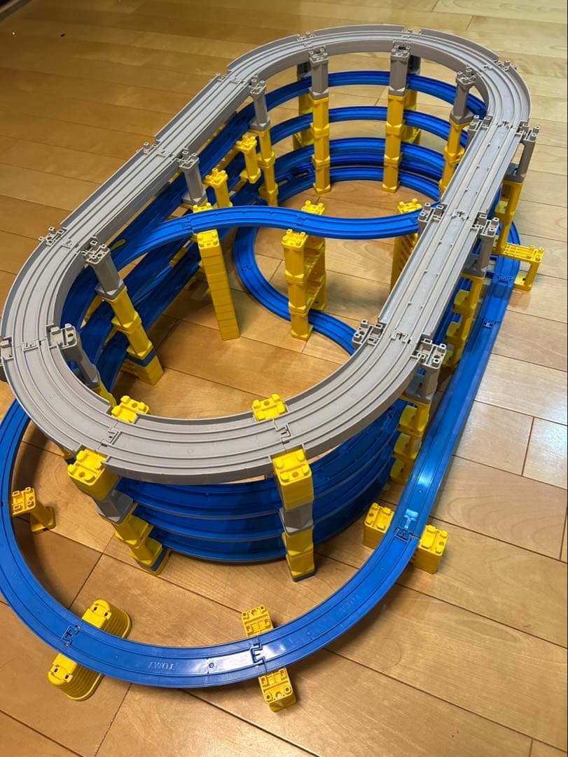 プラレール 無限ループ3段&高架橋セット - メルカリ