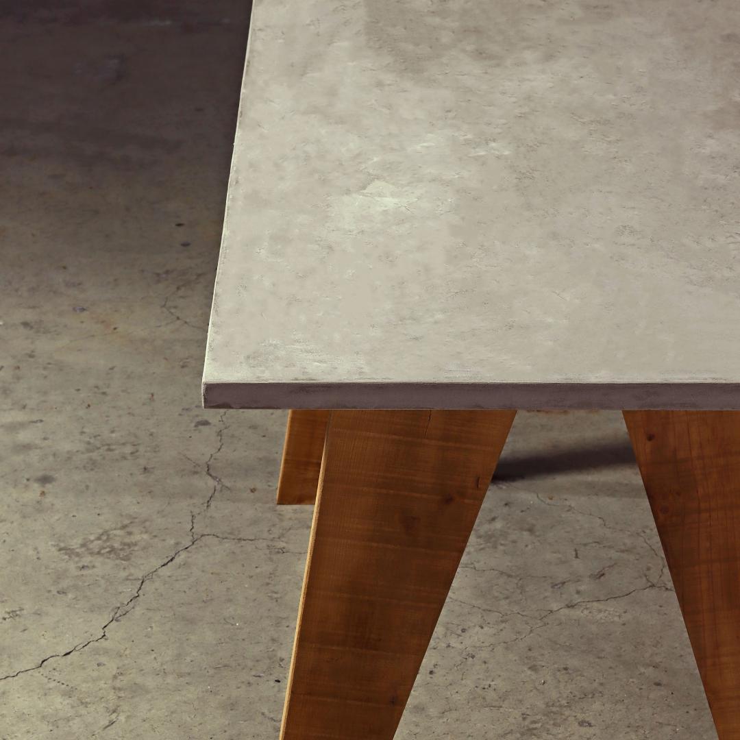 デスク｜パソコンデスク｜薄塗りモルタル｜三角脚｜ダイニングテーブル