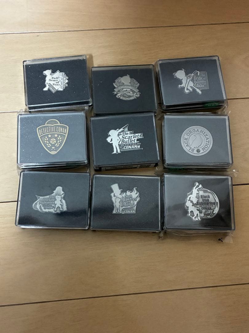 名探偵コナン 劇場版 ピンバッジ セット - メルカリ