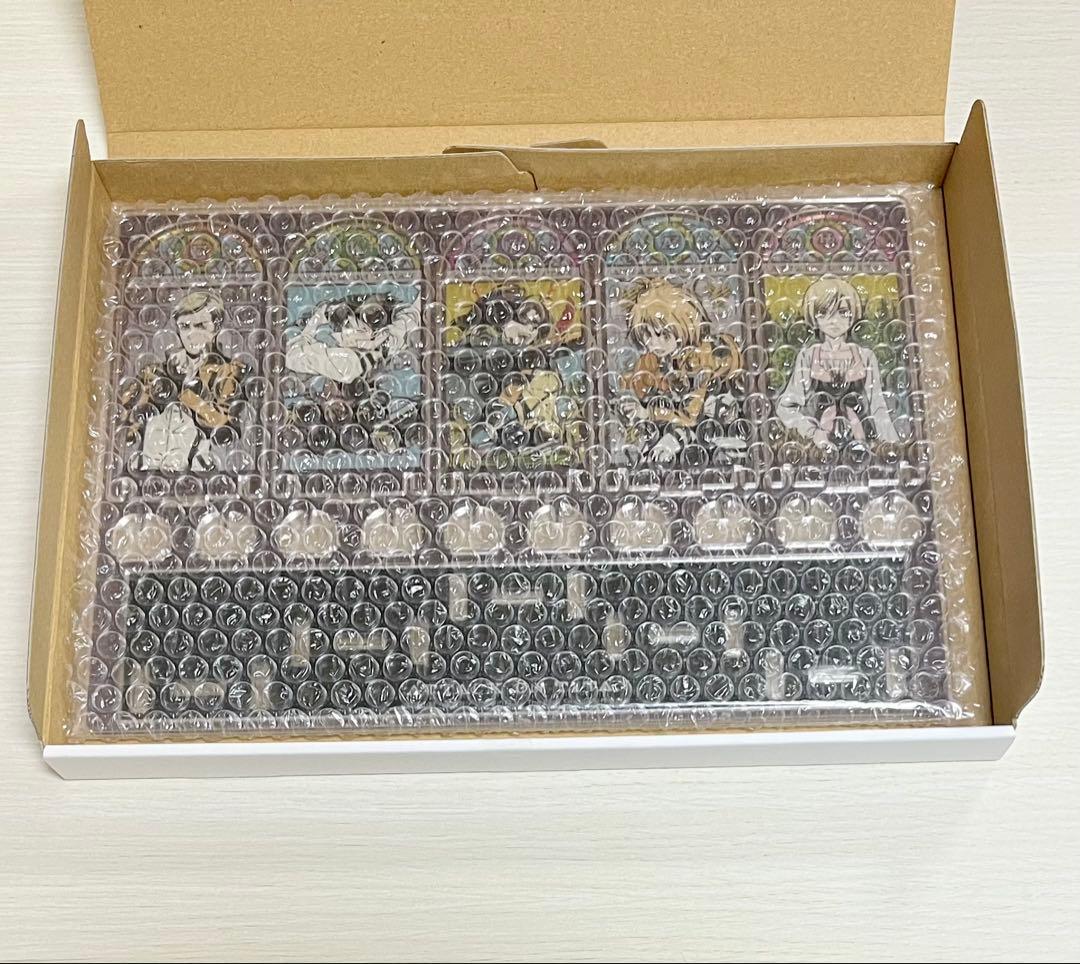 進撃の巨人　ジオラマアクリルステンド　3種セット　先駆者／統率者／宿縁の戦士