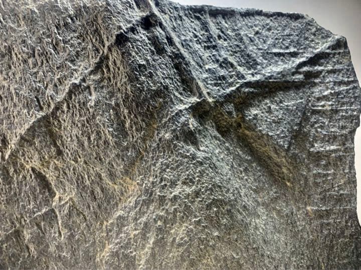 2424 若桜三倉石 硯屏石 ウブ  横33×高26(cm) 7.26kg