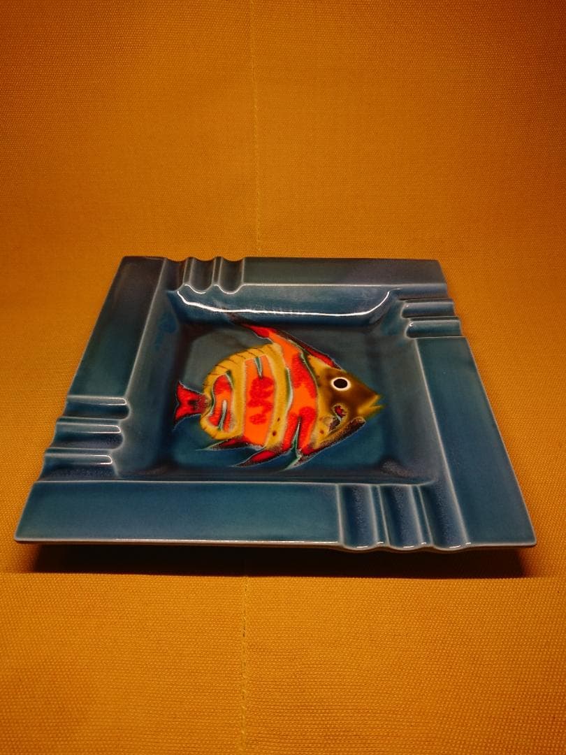 【美品】小物入れ　魚絵　陶器　置物　インテリア　工芸品　美術品　A1164