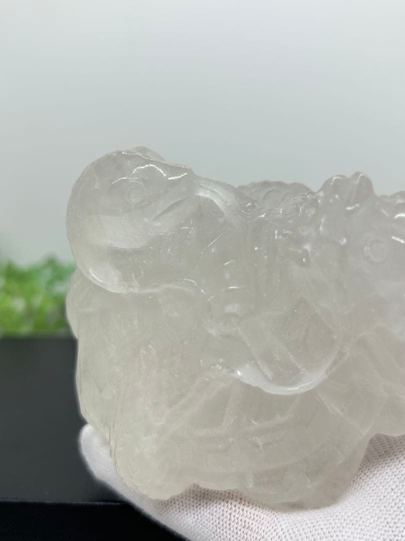 天然石みるく水晶　玄武龍亀置物　No.1969