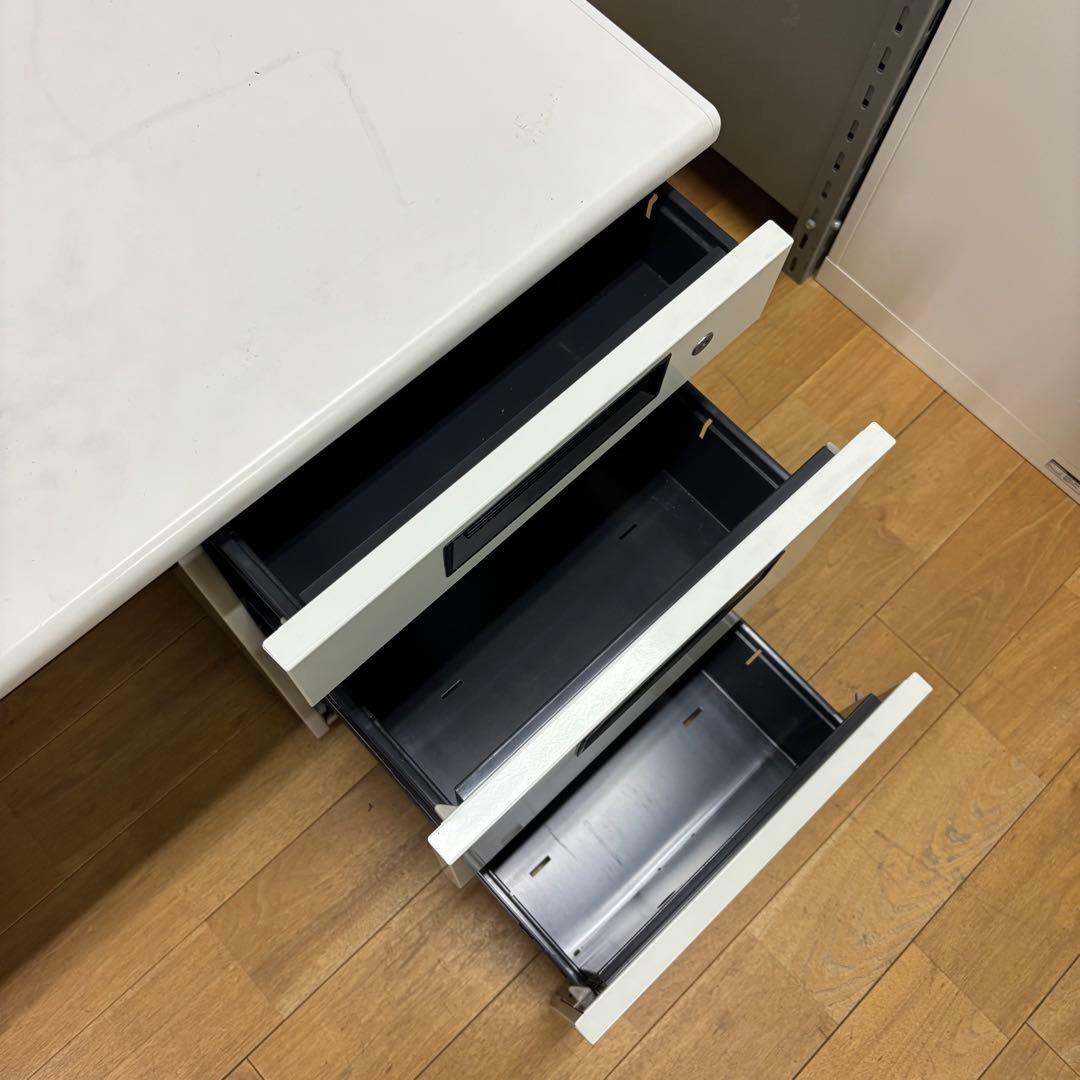 引取限定 鍵無し 片袖 ワークデスク オフィスデスク 事務用品 シンプル 机