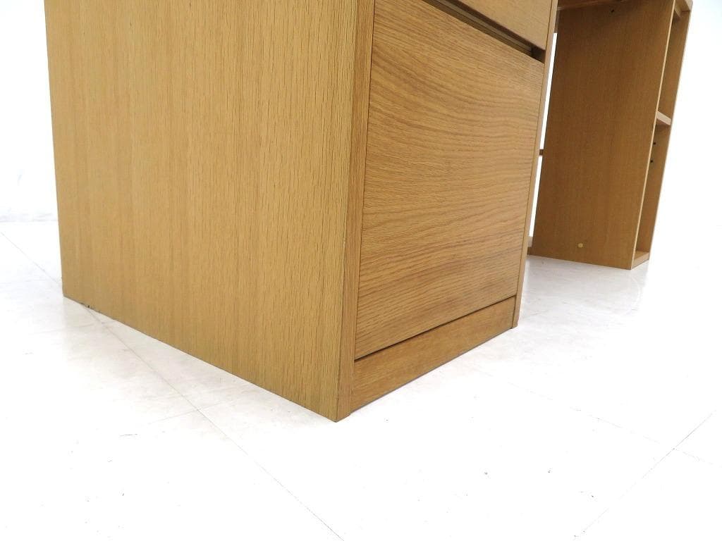 展示品　飛騨産業　キツツキ　オーク材　無垢材　デスク　書斎机　勉強机　収納付き