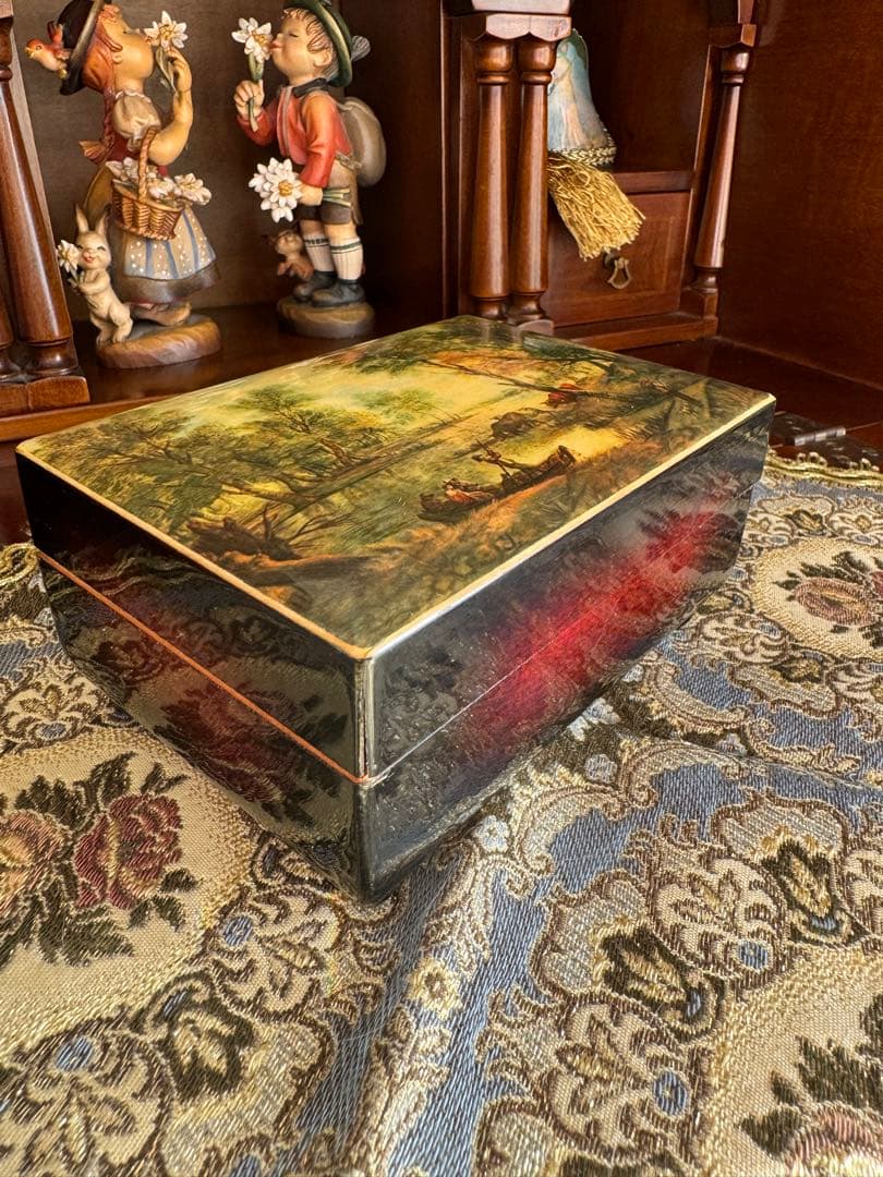 リュージュ ウィーンの森の物語　コロー　reuge