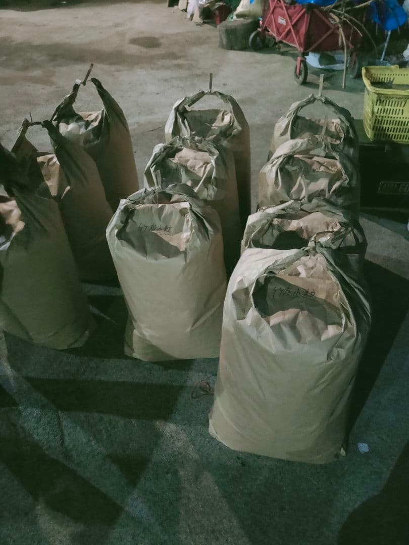 60Lがら袋入り竹炭16袋(約1000L)　大阪産 直接引き取り価格 近場配送可