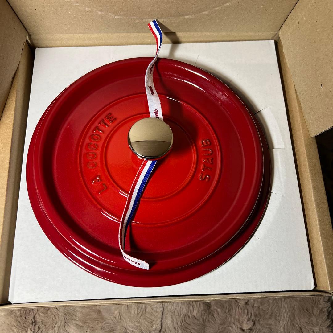 staub ストウブ ピコ ココット ラウンド チェリー 22cm 鍋 IH対応