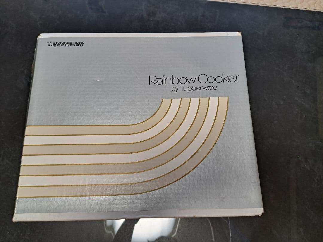 タッパーウェア レインボークッカー 26㎝ 浅鍋